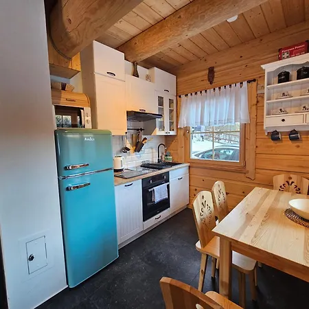 Dom wakacyjny Osada Mała Kozówka *