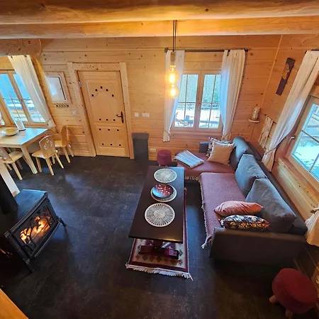 Dom wakacyjny Osada Mała Kozówka