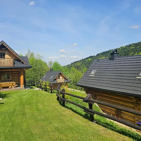 Osada Mala Kozowka * Myślenice